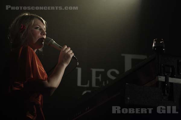 OUR BROKEN GARDEN - 2009-04-20 - PARIS - La Maroquinerie - 